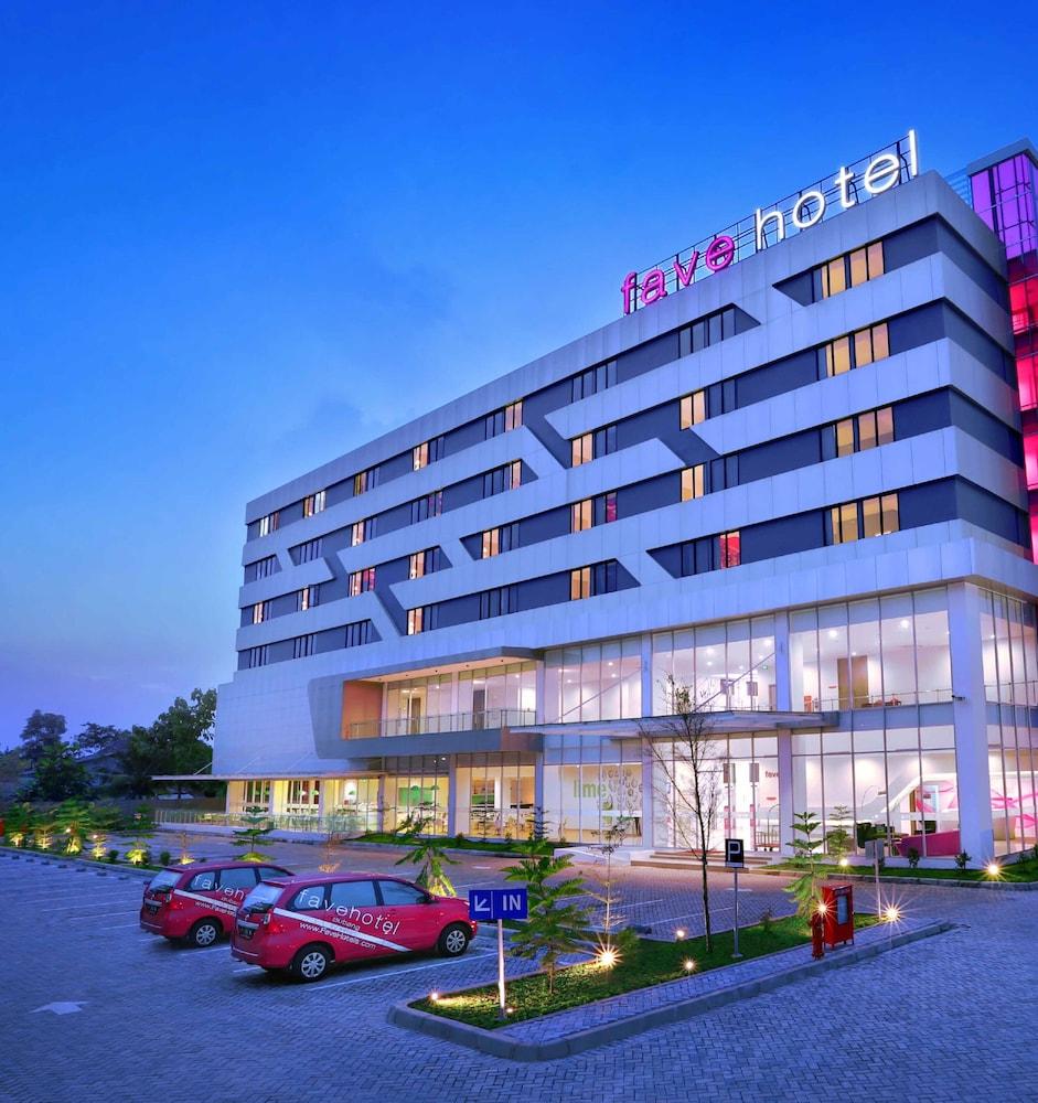 Laska Hotel Subang Kültér fotó